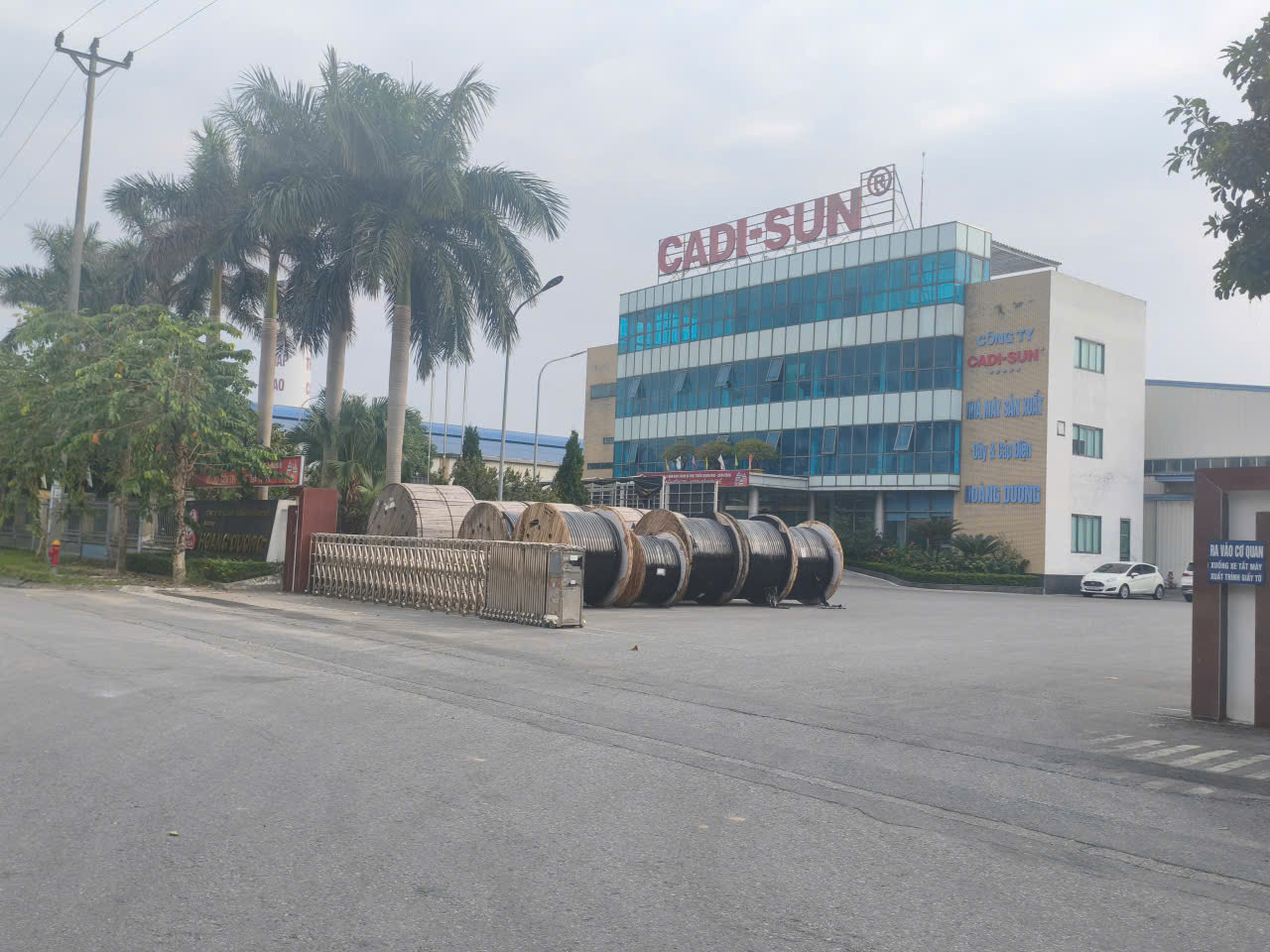 Nhà máy trong Cụm công nghiệp Lương Điền